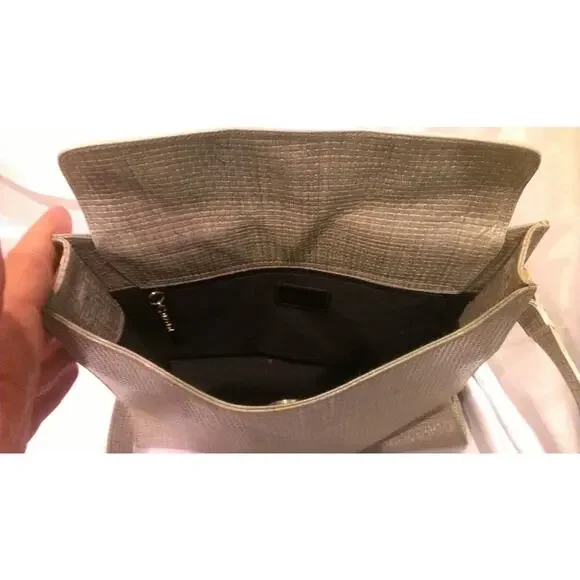 ESCADA Pearlized Light Olive Green & Silver Pearl Woven Leather Handbag - Picture 8 of 11